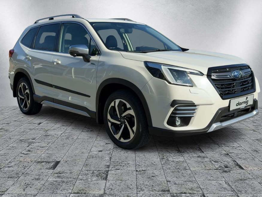 SUBARU Forester Platinum