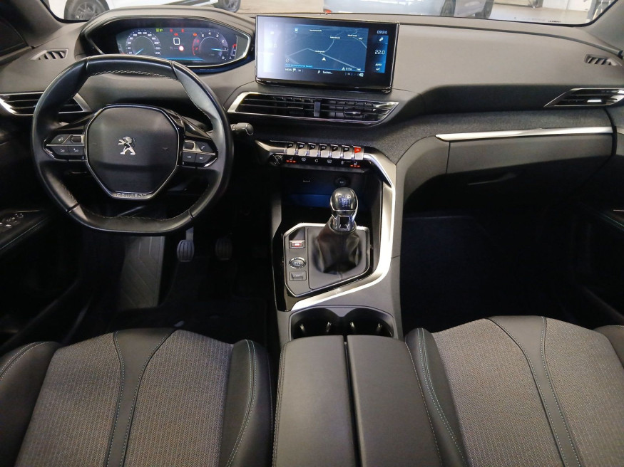 PEUGEOT 5008 Allure PureTech, SHZ, Kamera