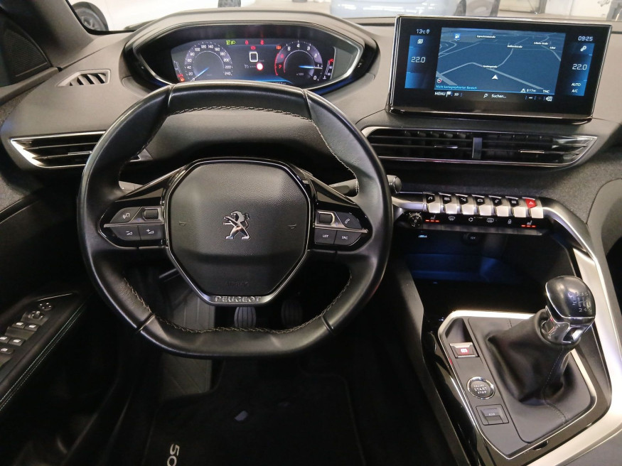 PEUGEOT 5008 Allure PureTech, SHZ, Kamera