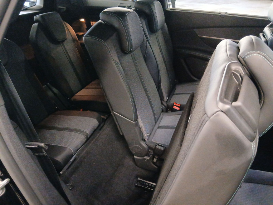 PEUGEOT 5008 Allure PureTech, SHZ, Kamera