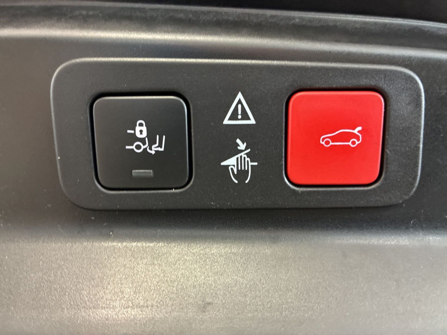 PEUGEOT 5008 GT BlueHDi 130 EAT8