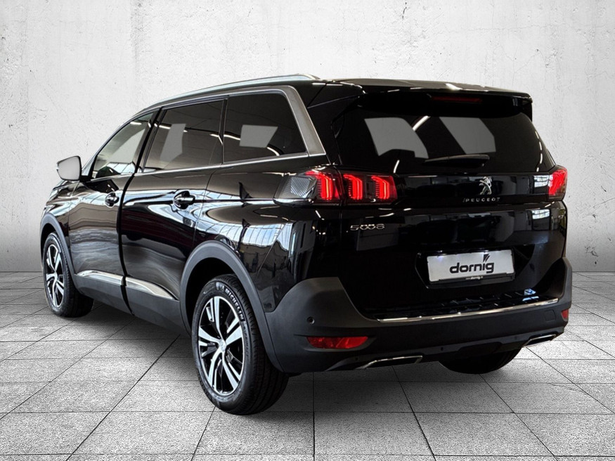 PEUGEOT 5008 GT BlueHDi 130 EAT8