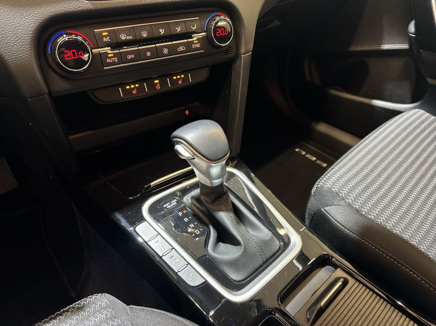 KIA Ceed Spirit, SHZ, LED, Kamera