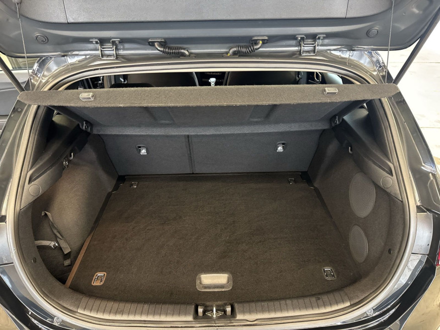 KIA Ceed Spirit, SHZ, LED, Kamera