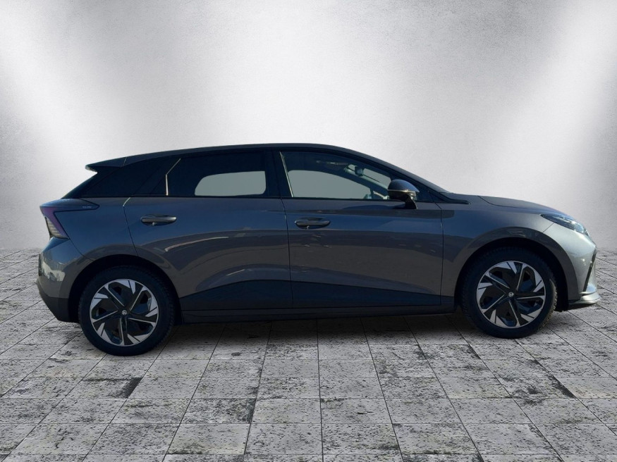 MG 4 Luxury, LED, SHZ