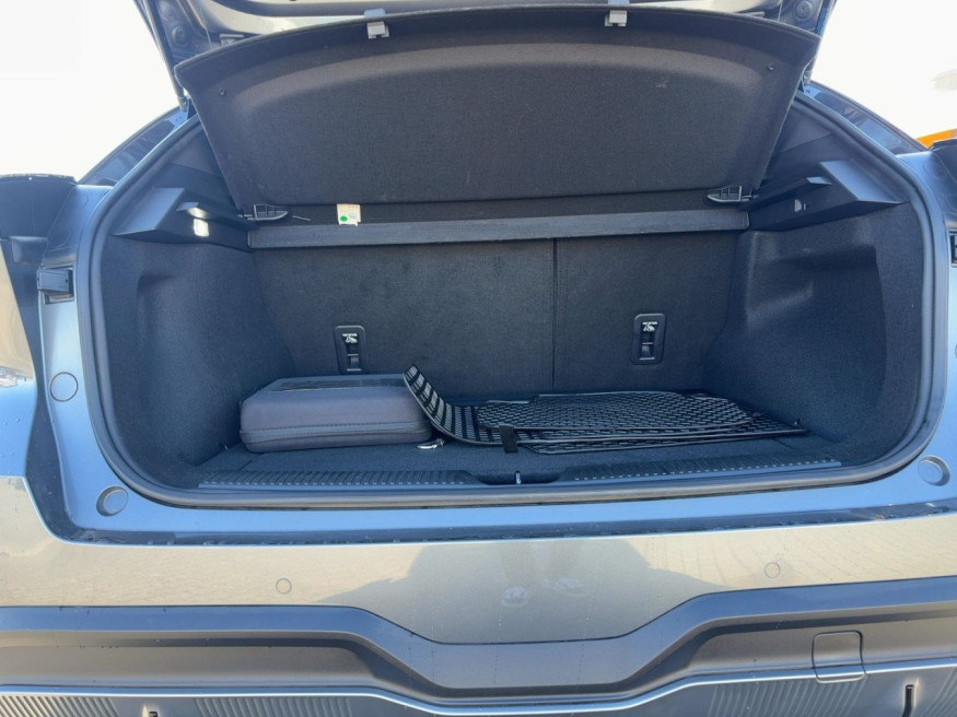 MG 4 Luxury, LED, SHZ