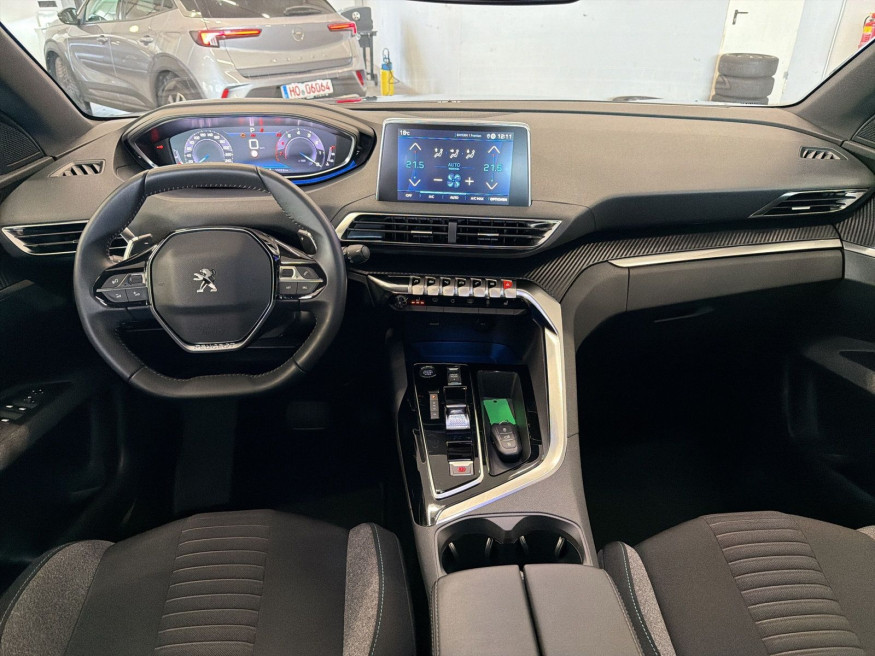 PEUGEOT 3008 ActivePack PT130 EAT8, Kamera