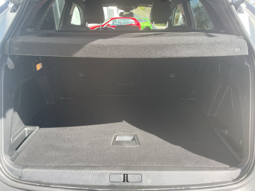 PEUGEOT 3008 Allure Pack,PureTech, SHZ, LED