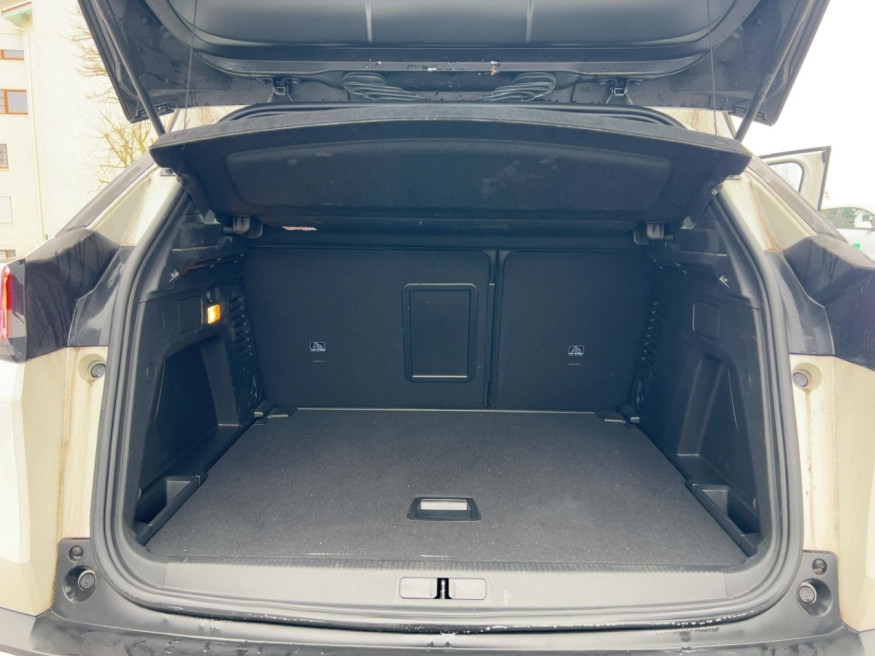 PEUGEOT 3008 Allure Pack,PureTech, SHZ, LED