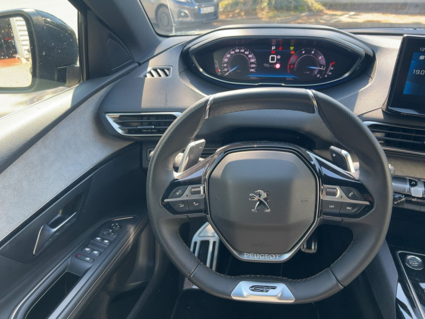PEUGEOT 5008 GT BlueHDi 130 EAT8