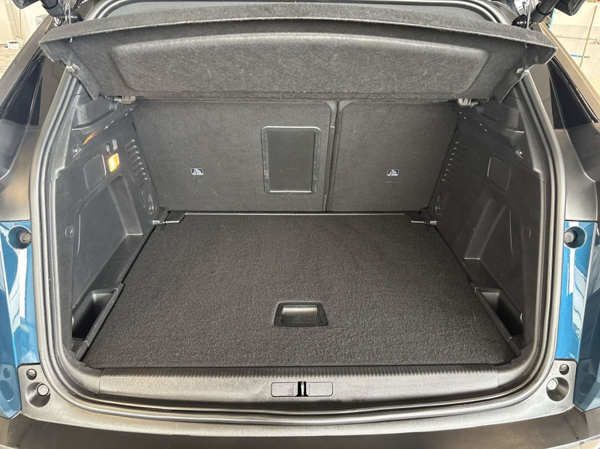 PEUGEOT 3008 Allure Pack, SHZ, LED