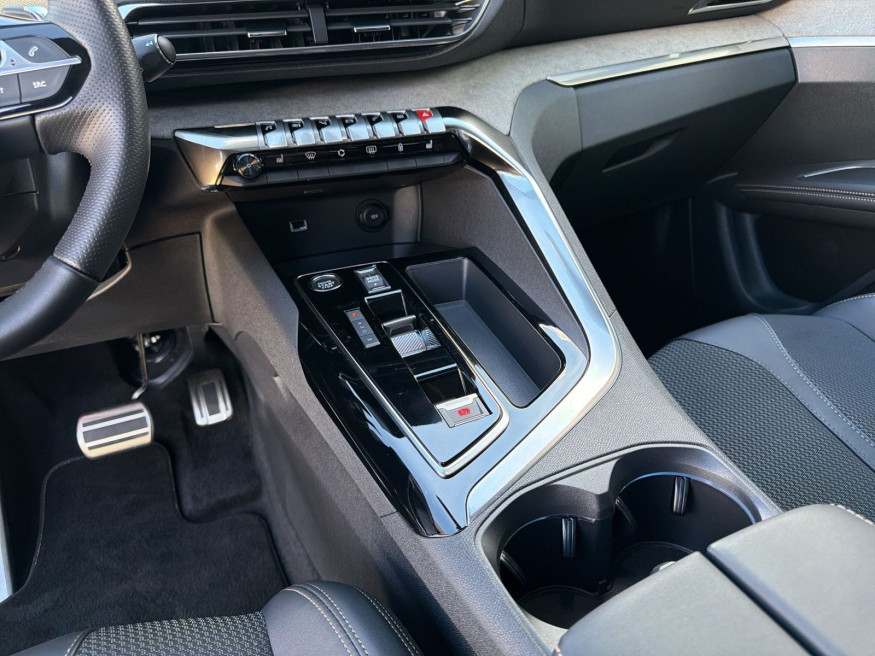 PEUGEOT 3008 GT BlueHDi 130 EAT8