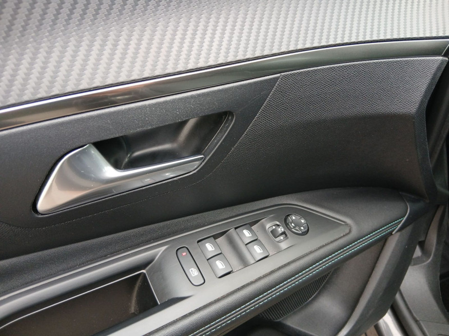 PEUGEOT 3008 Allure Pack PureTech 130