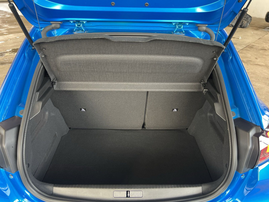 PEUGEOT 208 GT, LED, SHZ, Kamera