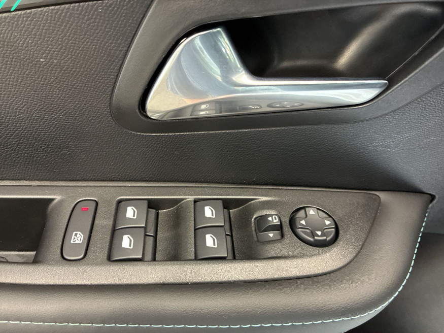 PEUGEOT 208 Allure+ Elektromotor 136