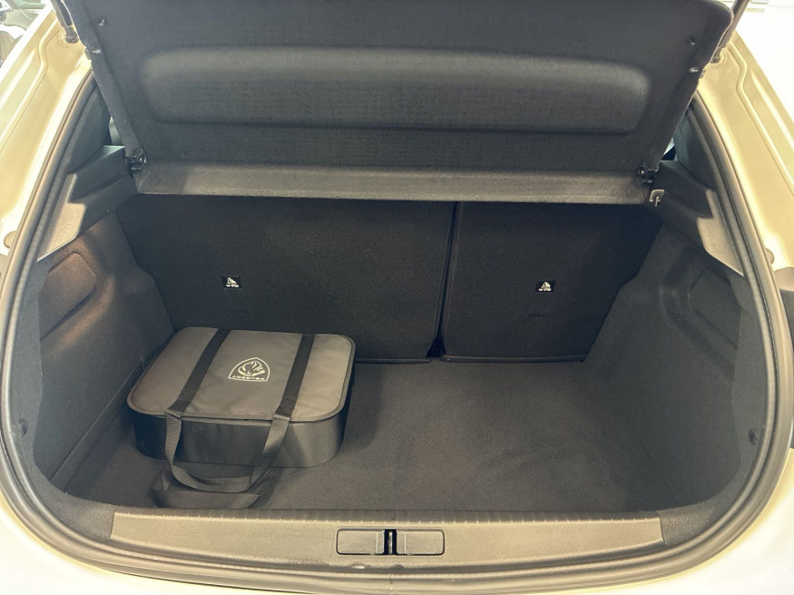 PEUGEOT 208 Allure+ Elektromotor 136