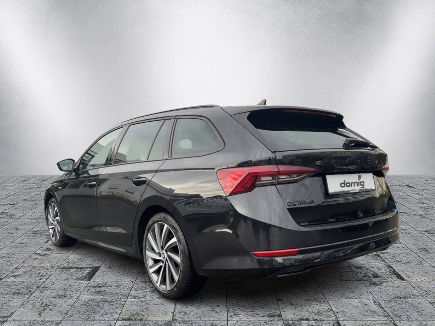 SKODA Octavia Combi Ambition