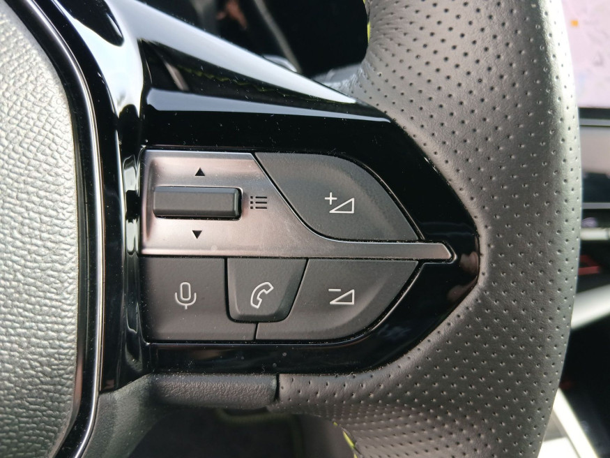 PEUGEOT 408 GT PureTech 130 EAT8