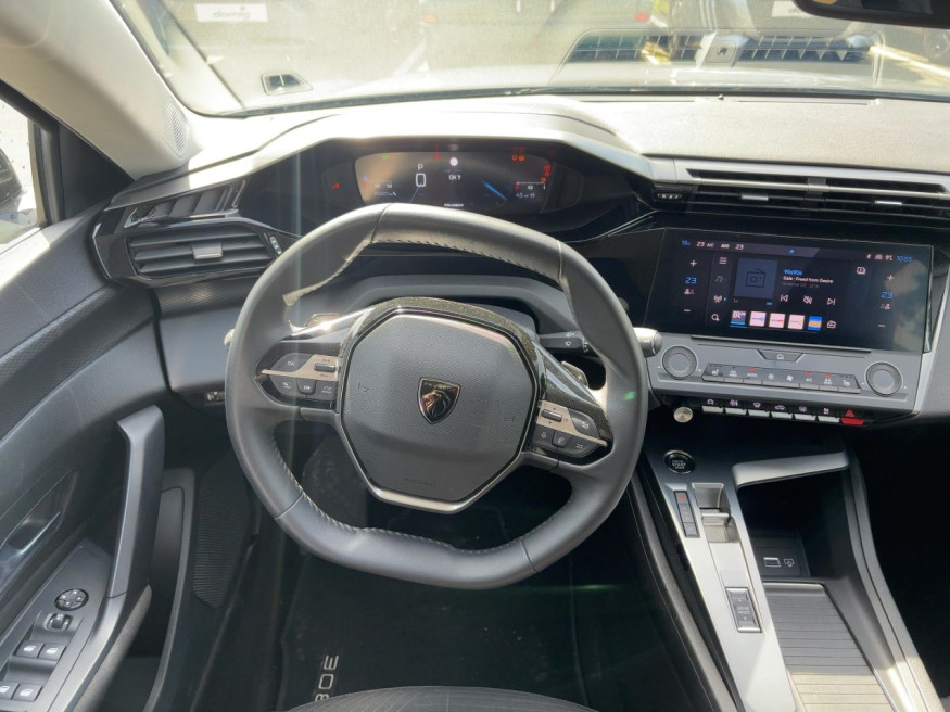 PEUGEOT 308 Active Pack PT 130 EAT8,SHZ