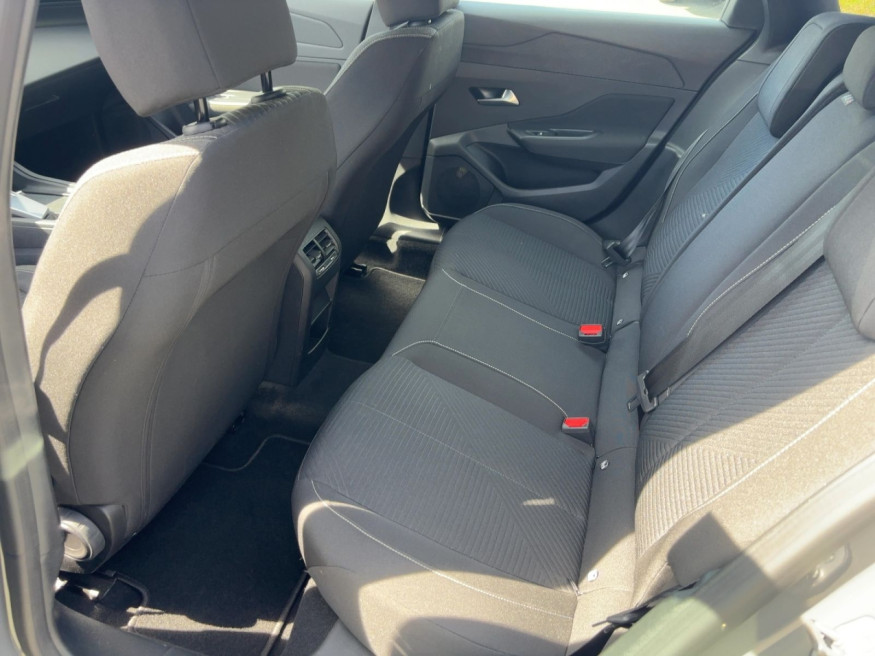 PEUGEOT 308 Active Pack PT 130 EAT8,SHZ