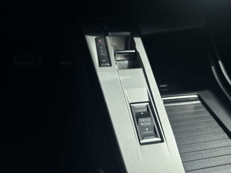PEUGEOT 408 GT Pure Tech 130 EAT8
