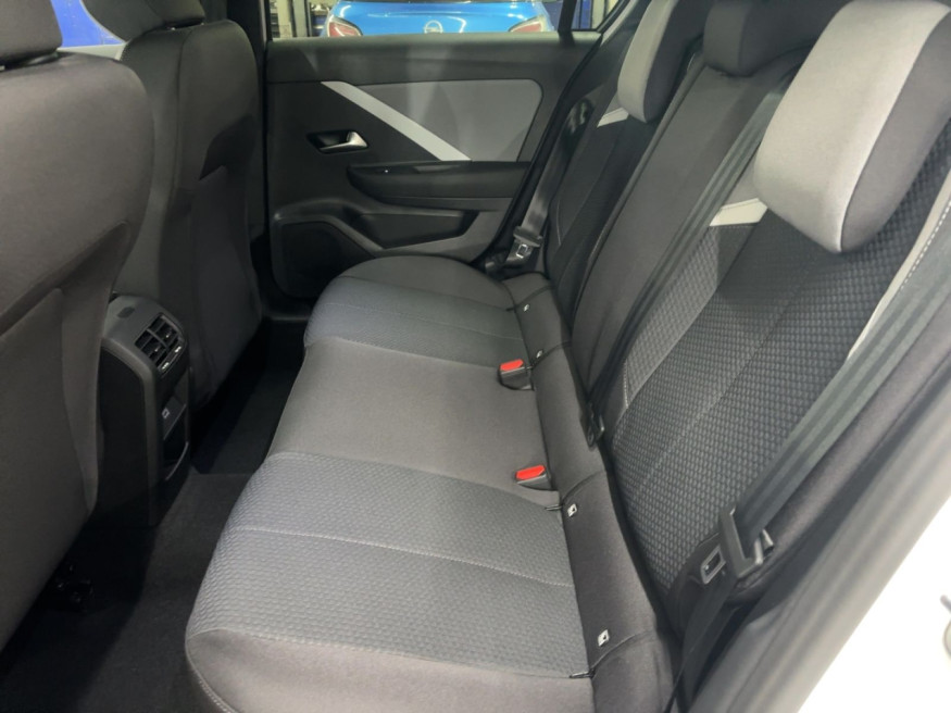 OPEL Astra Edition, AHK, SHZ, PDC