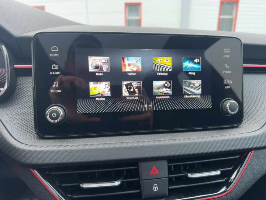 SKODA Kamiq Monte Carlo DSG,LED,Kamera
