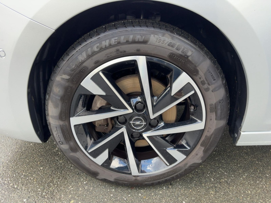 OPEL Corsa GS 1.2 Matrixlicht