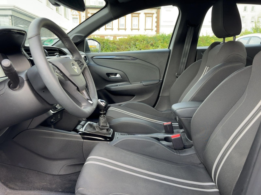 OPEL Corsa GS 1.2 Matrixlicht