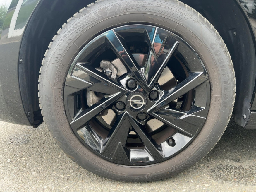 OPEL Corsa GS 1.2 Turbo