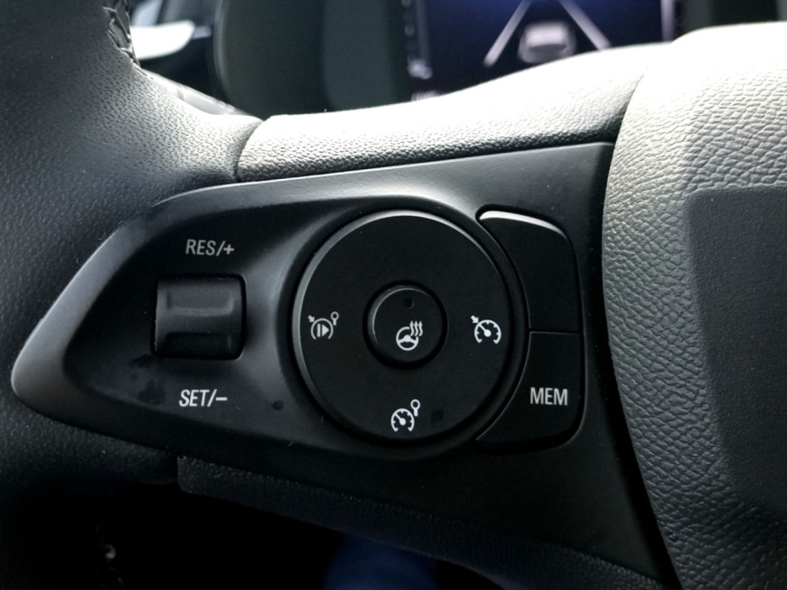 OPEL Corsa GS, SHZ, Kamera, LED