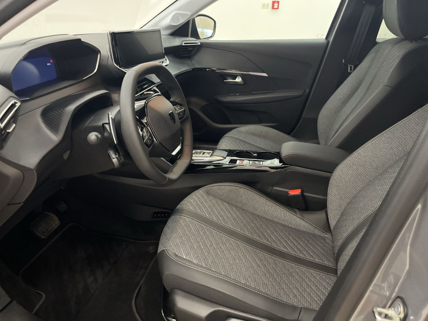 PEUGEOT 208 Allure Hybrid 100 e-DSC6