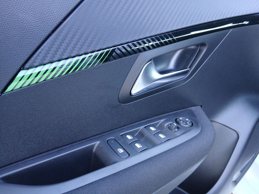 PEUGEOT 208 Active Pack PureTech 100