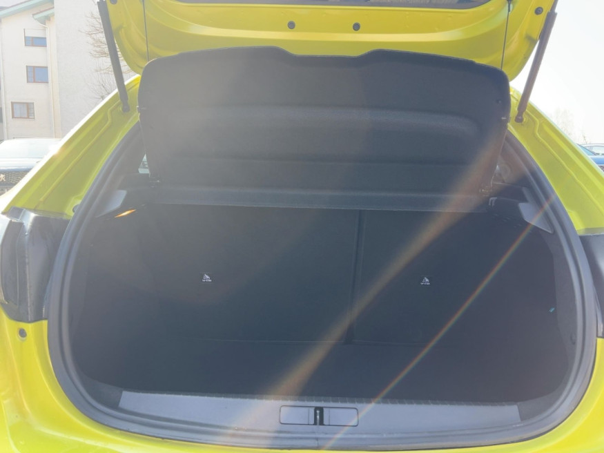 PEUGEOT 208 Allure PureTech 100