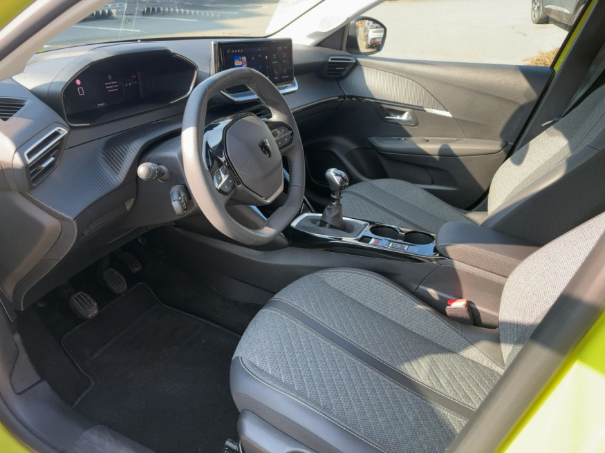 PEUGEOT 208 Allure PureTech 100