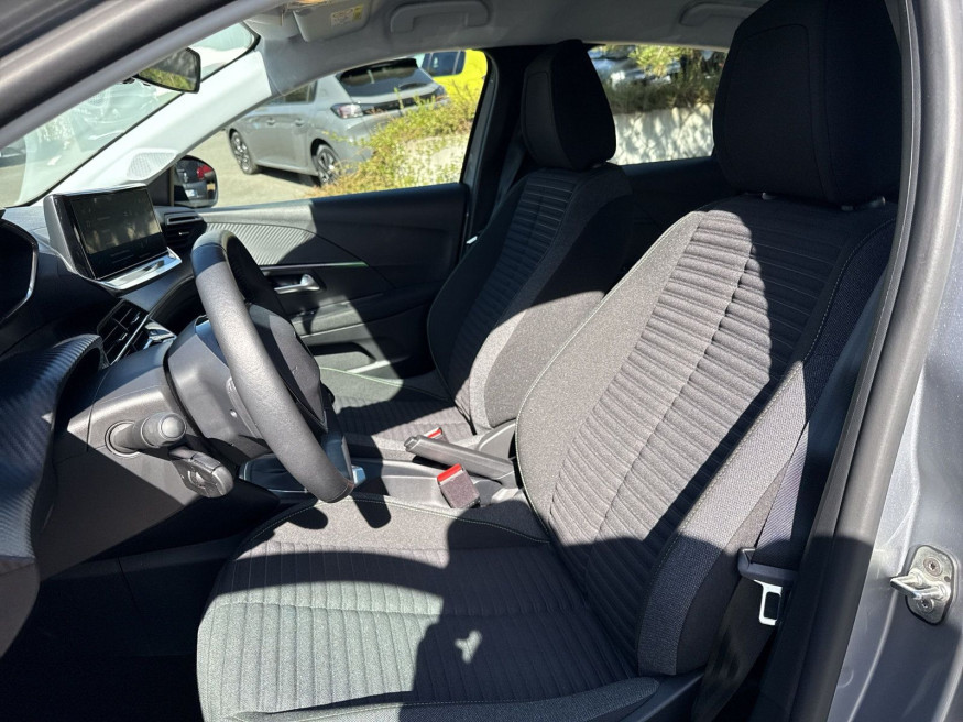 PEUGEOT 208 Active PureTech 100