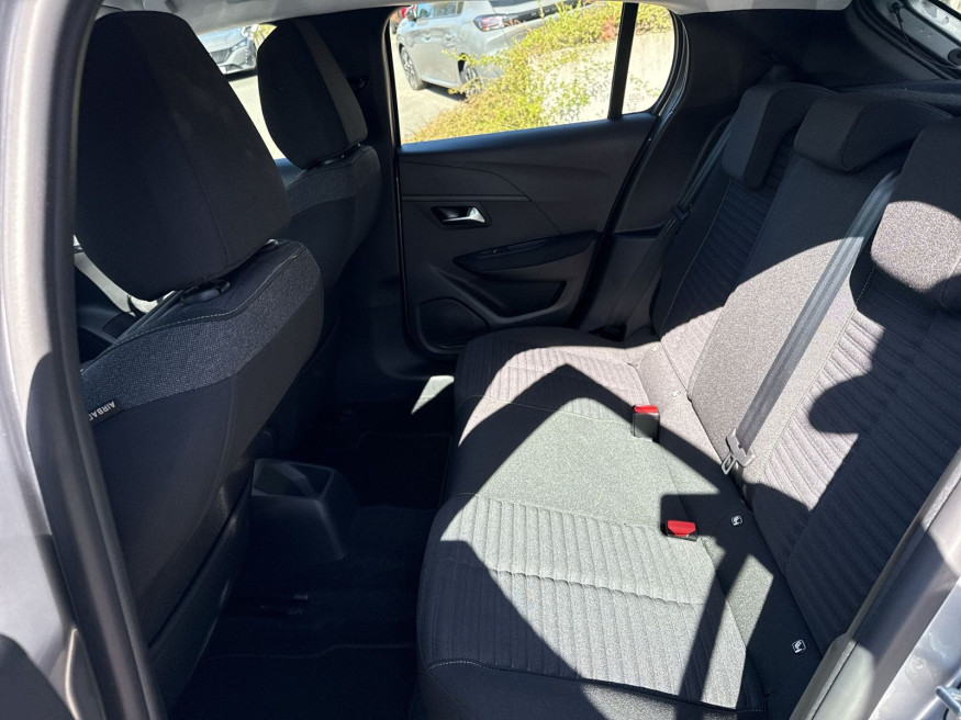PEUGEOT 208 Active PureTech 100