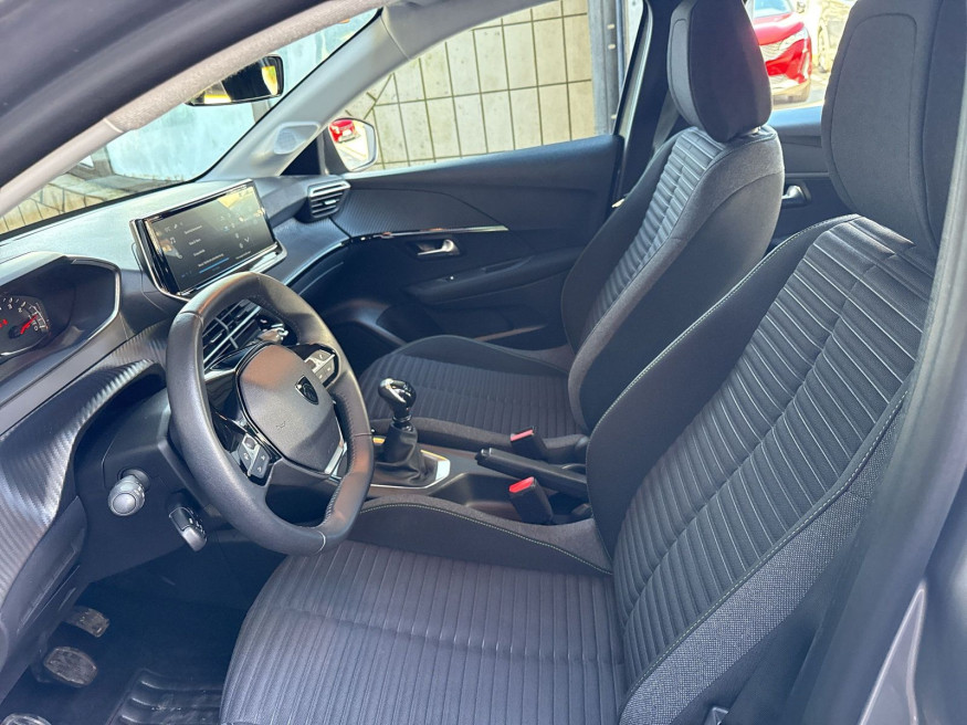 PEUGEOT 208 Active PureTech 100