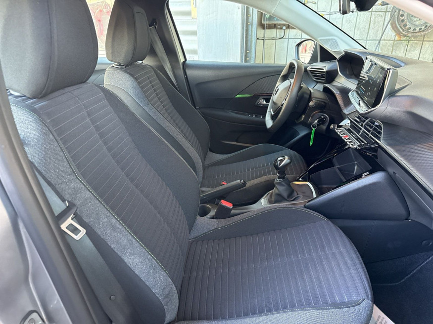 PEUGEOT 208 Active PureTech 100