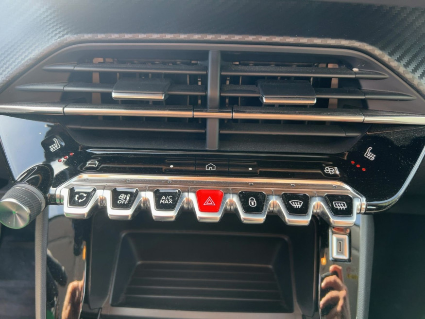 PEUGEOT 208 Active PureTech 100