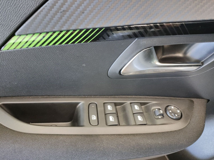 PEUGEOT 208 Active PureTech 100
