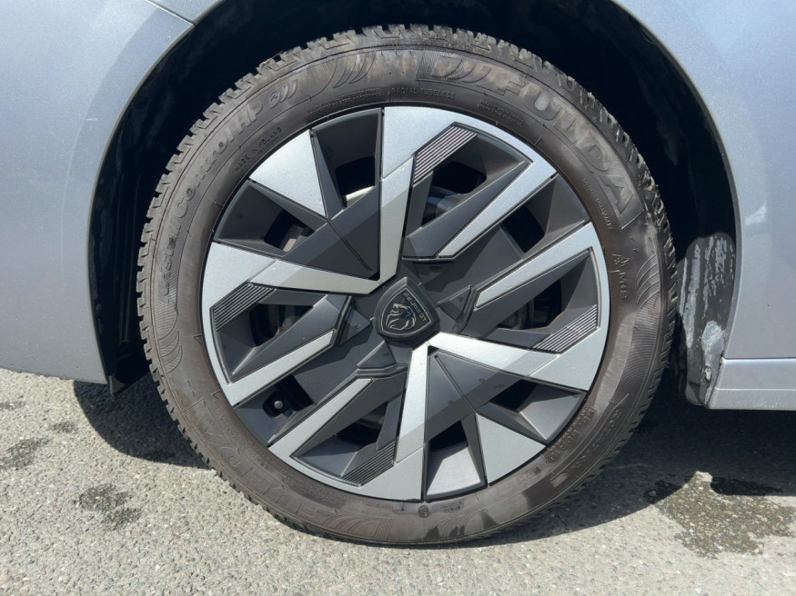 PEUGEOT 208 Active PureTech 100