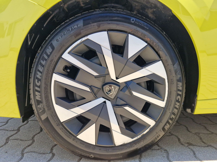 PEUGEOT 208 Active PureTech 75