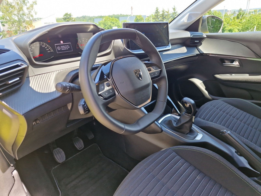 PEUGEOT 208 Active PureTech 75