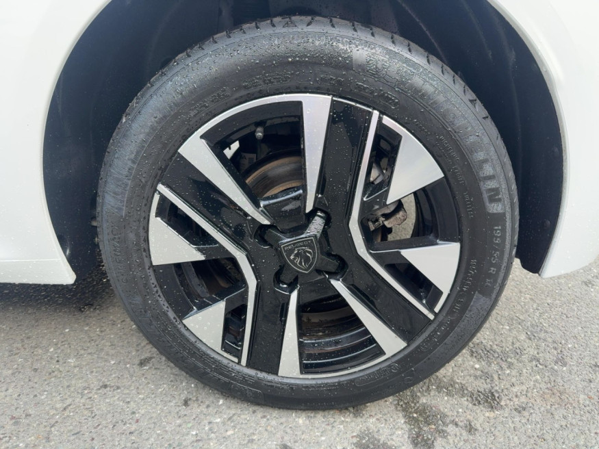 PEUGEOT 208 Allure Hybrid 100 e-DSC6