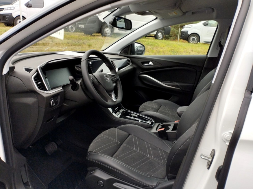 OPEL Grandland Ultimate, Navi, LED, Klimaaut.