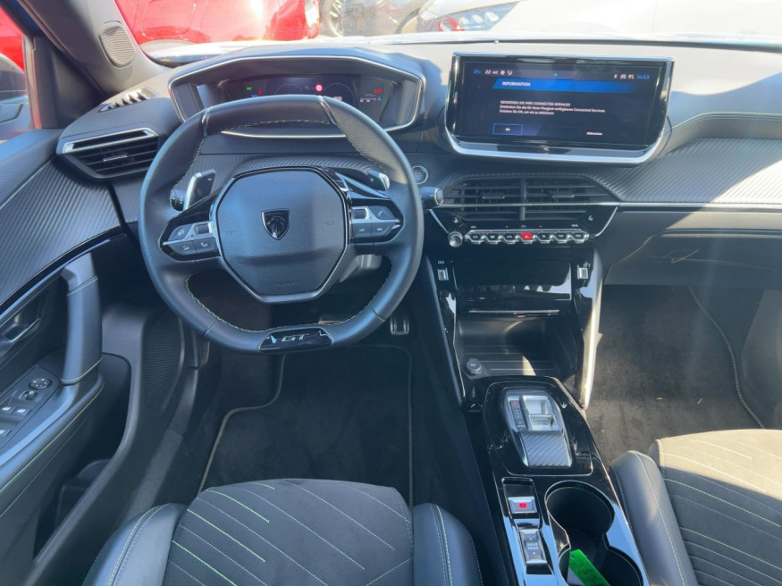 PEUGEOT 2008 GT PureTech 130 EAT8