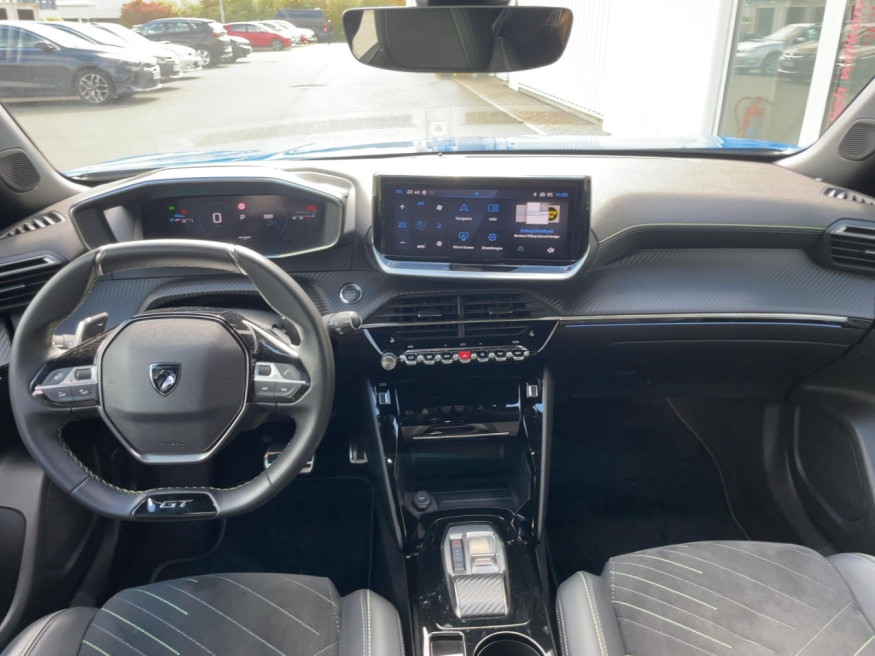 PEUGEOT 2008 GT PureTech 130 EAT8