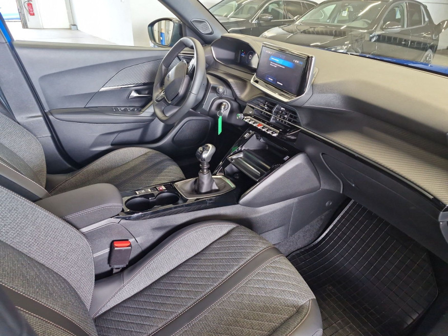 PEUGEOT 2008 Allure PureTech 100