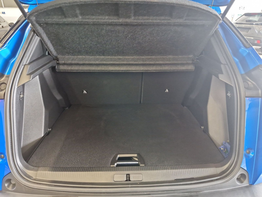PEUGEOT 2008 Allure PureTech 100